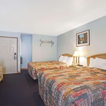 Travelodge By Wyndham Seattle North Of Downtown Esterno foto
